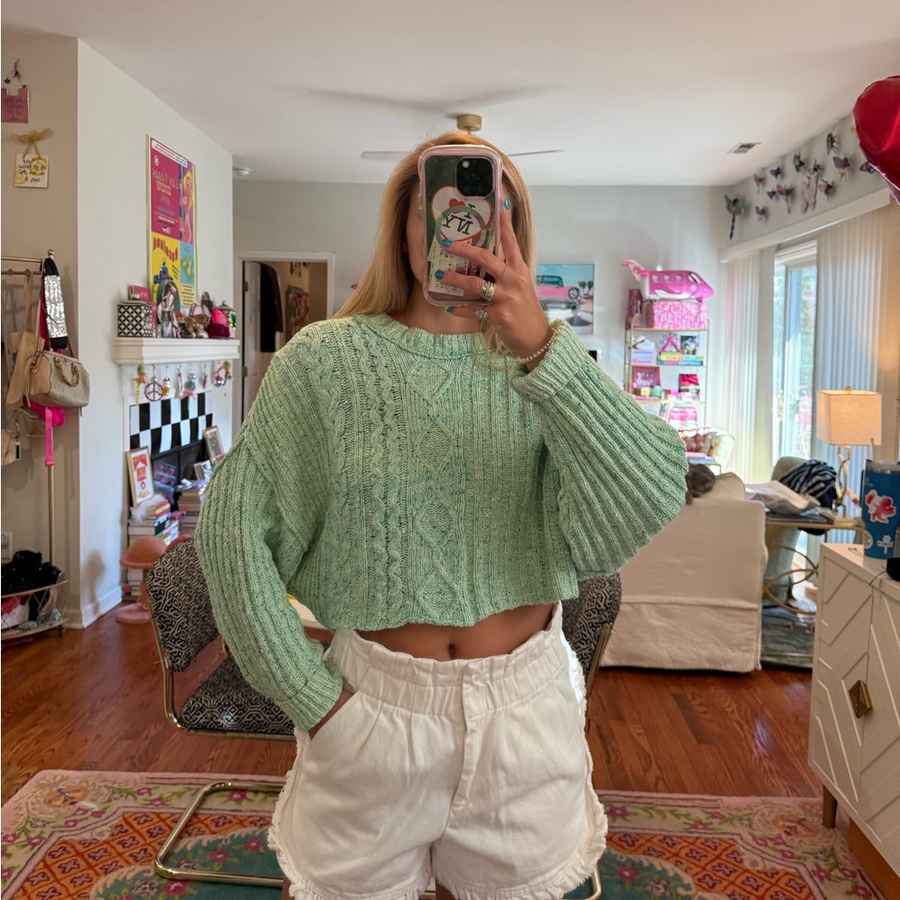 FREE PEOPLE MINT GREEN CROP CHUNKY SWEATER SIZE SMALL - Picture 4 of 6